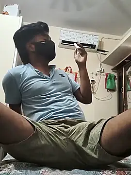 Hottlund6 online show from 05.18.26