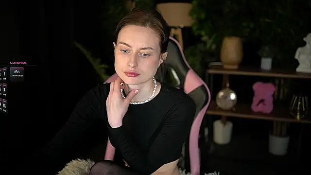 baby luna xo online show from 02.20.26