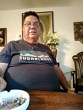 Snapshot of Zordomudo13 chatting on 02.04.26 Zordomudo13 online show from 02.04.26