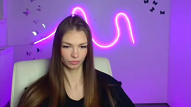 Snapshot of Lina_Loveuu chatting on 02.25.26 Lina Loveuu online show from 02.25.26