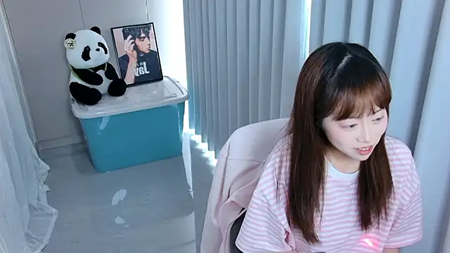 yuki-888 online show from 04.05.26