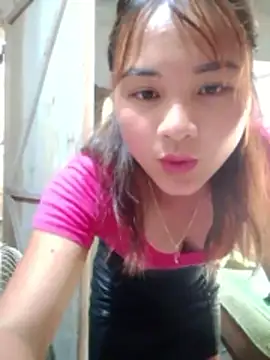 Snapshot of Lisakeem chatting on 05.18.26 Lisakeem online show from 05.18.26