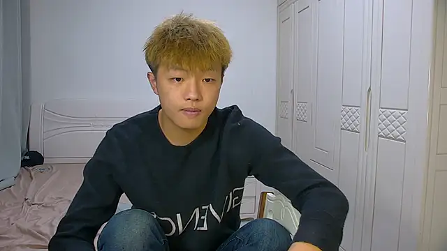 Chocolates-001 online show from 03.08.26