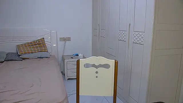 Chocolates-001 online show from 03.13.26