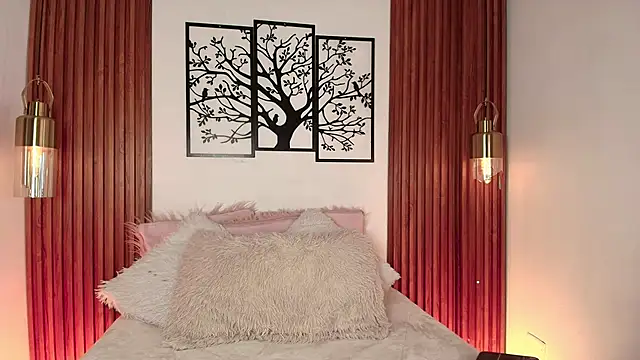 Taylor Snow online show from 03.04.26