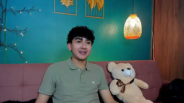 Snapshot of Christopher_Monroe_ chatting on 01.18.26 Christopher Monroe online show from 01.18.26