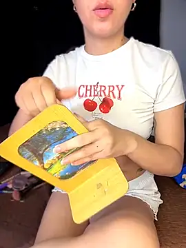 IvySanders online show from 04.01.26