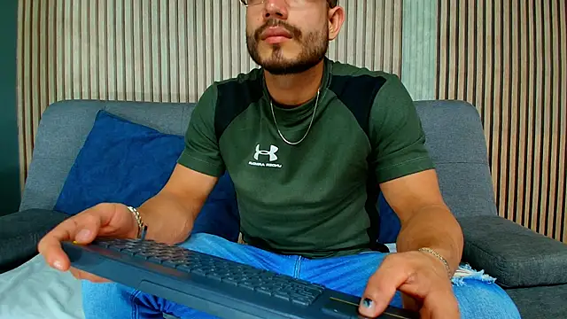 Vans Ross online show from 02.10.26