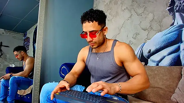 Snapshot of Vans_Ross chatting on 06.19.26 Vans Ross online show from 06.19.26