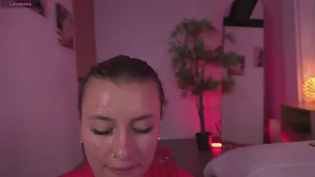 Snapshot of Dailyn__1 chatting on 02.19.26 Dailyn 1 online show from 02.19.26