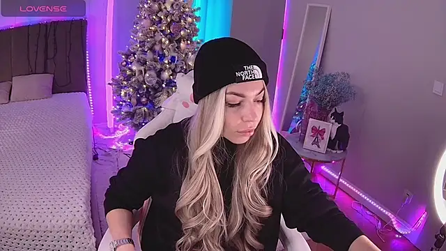 Snapshot of Daysy_Wood chatting on 01.15.26 Daysy Wood online show from 01.15.26