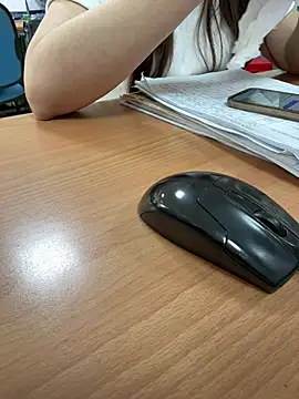 Donna9696 online show from 04.16.26