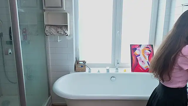 CinthiaSluis online show from 03.05.26