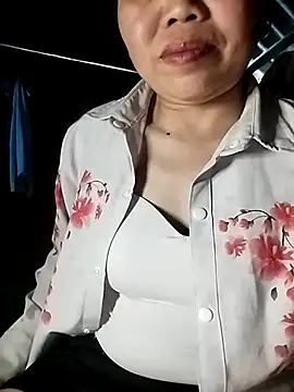 Snapshot of Sam-cute chatting on 03.02.26 Sam-cute online show from 03.02.26