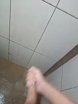 Snapshot of Felipe_20cm chatting on 02.18.26 Felipe 20cm online show from 02.18.26