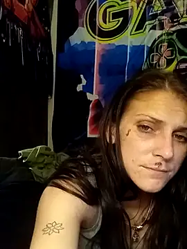 Snapshot of LadySn0w26 chatting on 05.11.26 LadySn0w26 online show from 05.11.26