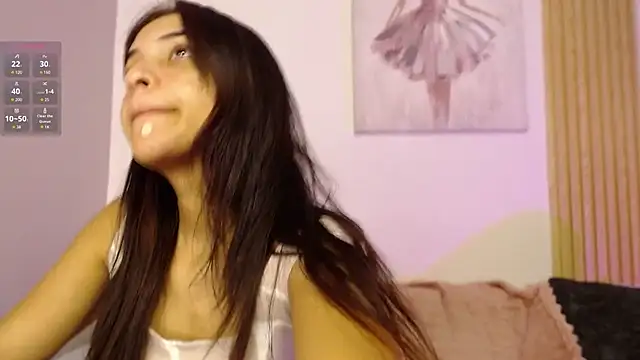 Snapshot of chloe_peach_ chatting on 04.16.26 chloe peach online show from 04.16.26