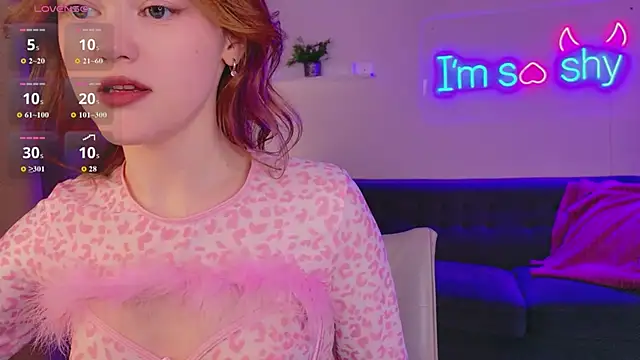 Snapshot of Lily_Mio chatting on 06.12.26 Lily Mio online show from 06.12.26