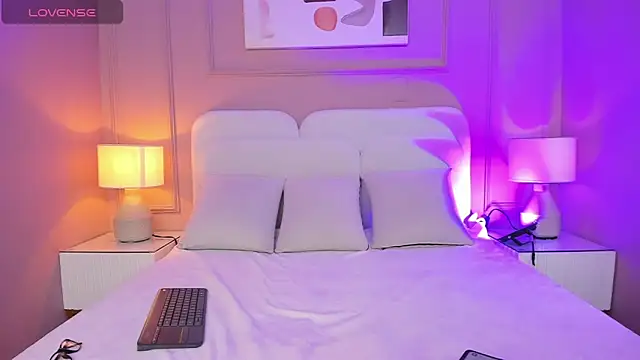 Snapshot of Namii_cute chatting on 03.26.26 Namii cute online show from 03.26.26