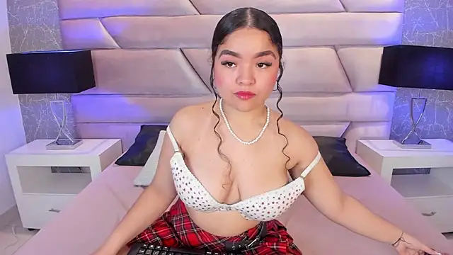 Lilithlain online show from 02.13.26