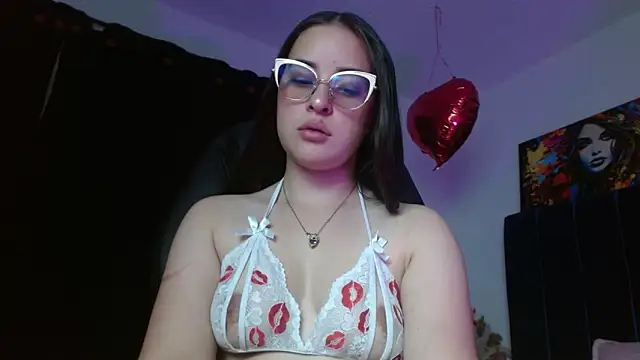 Snapshot of valeri_sotoo chatting on 06.02.26 valeri sotoo online show from 06.02.26