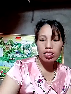 Gummiesu online show from 05.12.26