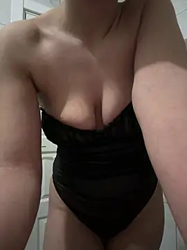 Snapshot of MisyonerNur chatting on 02.27.26 MisyonerNur online show from 02.27.26