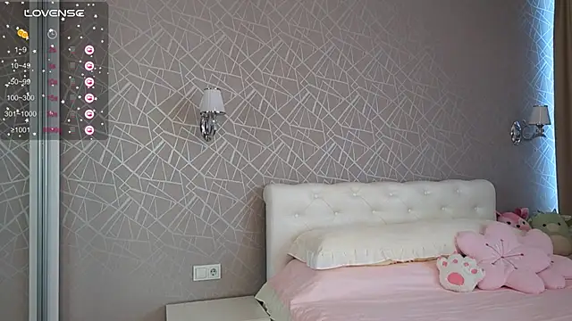 Liory online show from 04.17.26