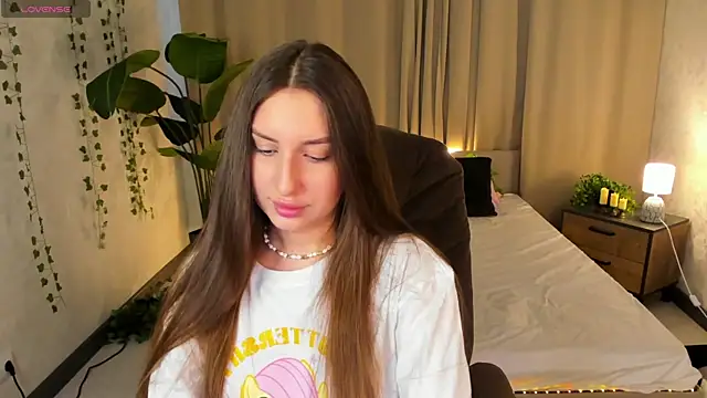 Snapshot of Celine_Coello chatting on 03.31.26 Celine Coello online show from 03.31.26