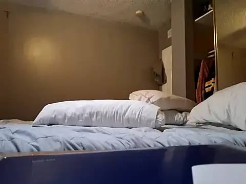 Hrnymanedawg13 online show from 02.02.26