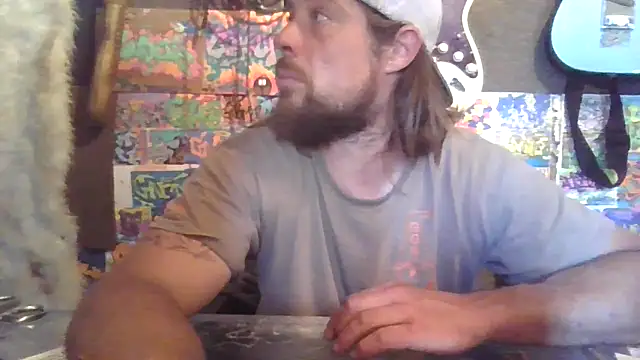 Snapshot of unknowner123 chatting on 05.18.26 unknowner123 online show from 05.18.26