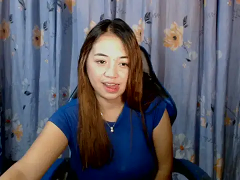 Snapshot of pinay_mayahiga chatting on 04.27.26 pinay mayahiga online show from 04.27.26