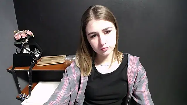 Sunny siren online show from 02.19.26