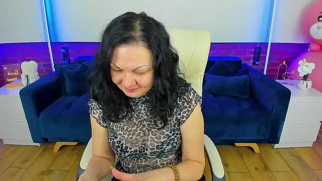 IrissMoon online show from 01.19.26