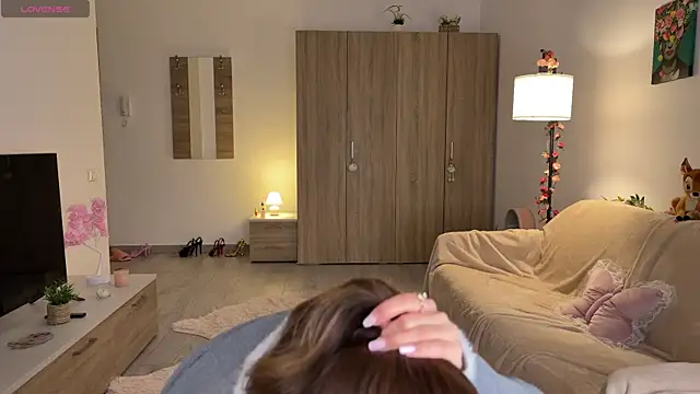 AyanaLys online show from 05.16.26