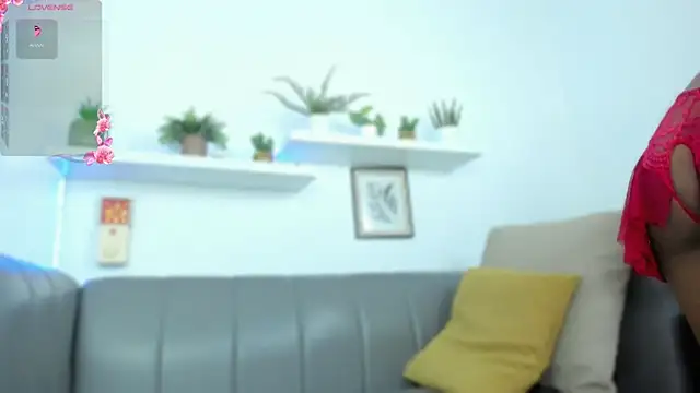 Snapshot of Amira_Alzahra chatting on 04.07.26 Amira Alzahra online show from 04.07.26