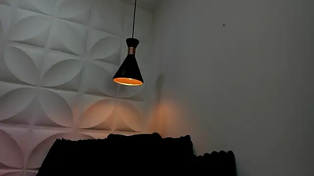 zaira skinny online show from 02.28.26