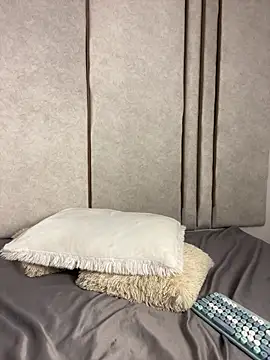 lilithdya online show from 04.14.26