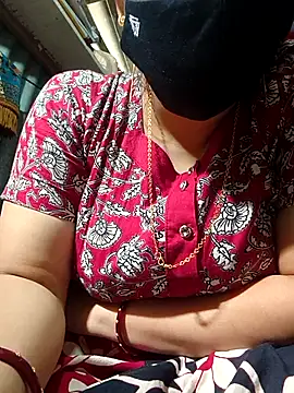 Snapshot of diyabannerjee chatting on 02.28.26 diyabannerjee online show from 02.28.26