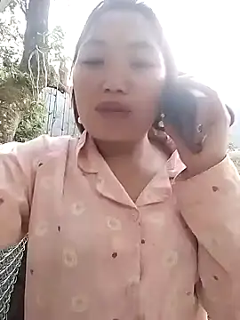 Snapshot of lia-coy chatting on 04.06.26 lia-coy online show from 04.06.26