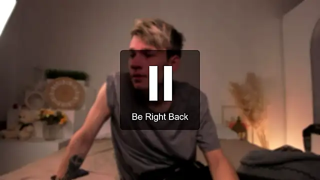 Snapshot of Volan_Starts chatting on 02.10.26 Volan Starts online show from 02.10.26