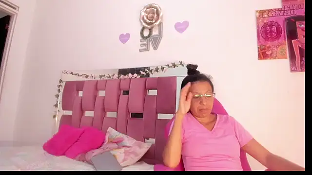 Livia Coxs online show from 04.28.26