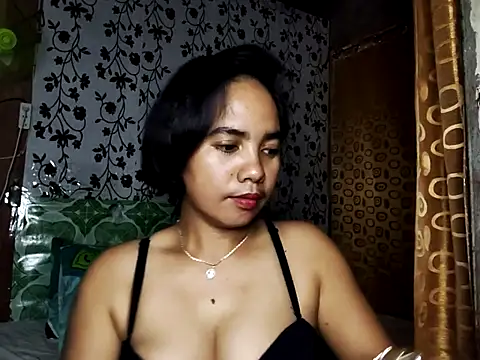 Snapshot of LoveSammantha24xxx chatting on 04.21.26 LoveSammantha24xxx online show from 04.21.26
