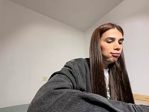 Lily WellGifted online show from 05.18.26