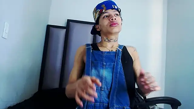 Dogan Renzo0 online show from 02.27.26