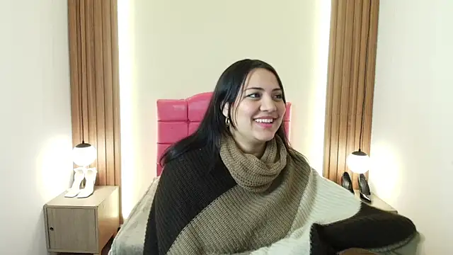 IvonneRoss  online show from 02.28.26