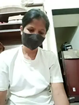 Snapshot of Prajakta123 chatting on 07.14.26 Prajakta123 online show from 07.14.26