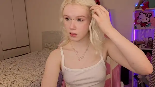 Snapshot of Mia_WaterFall chatting on 03.21.26 Mia WaterFall online show from 03.21.26