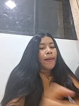Sweet-Dirty-Storm online show from 05.19.26