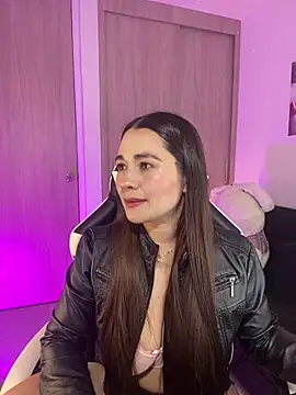 Snapshot of saray_mendozaa chatting on 06.02.26 saray mendozaa online show from 06.02.26